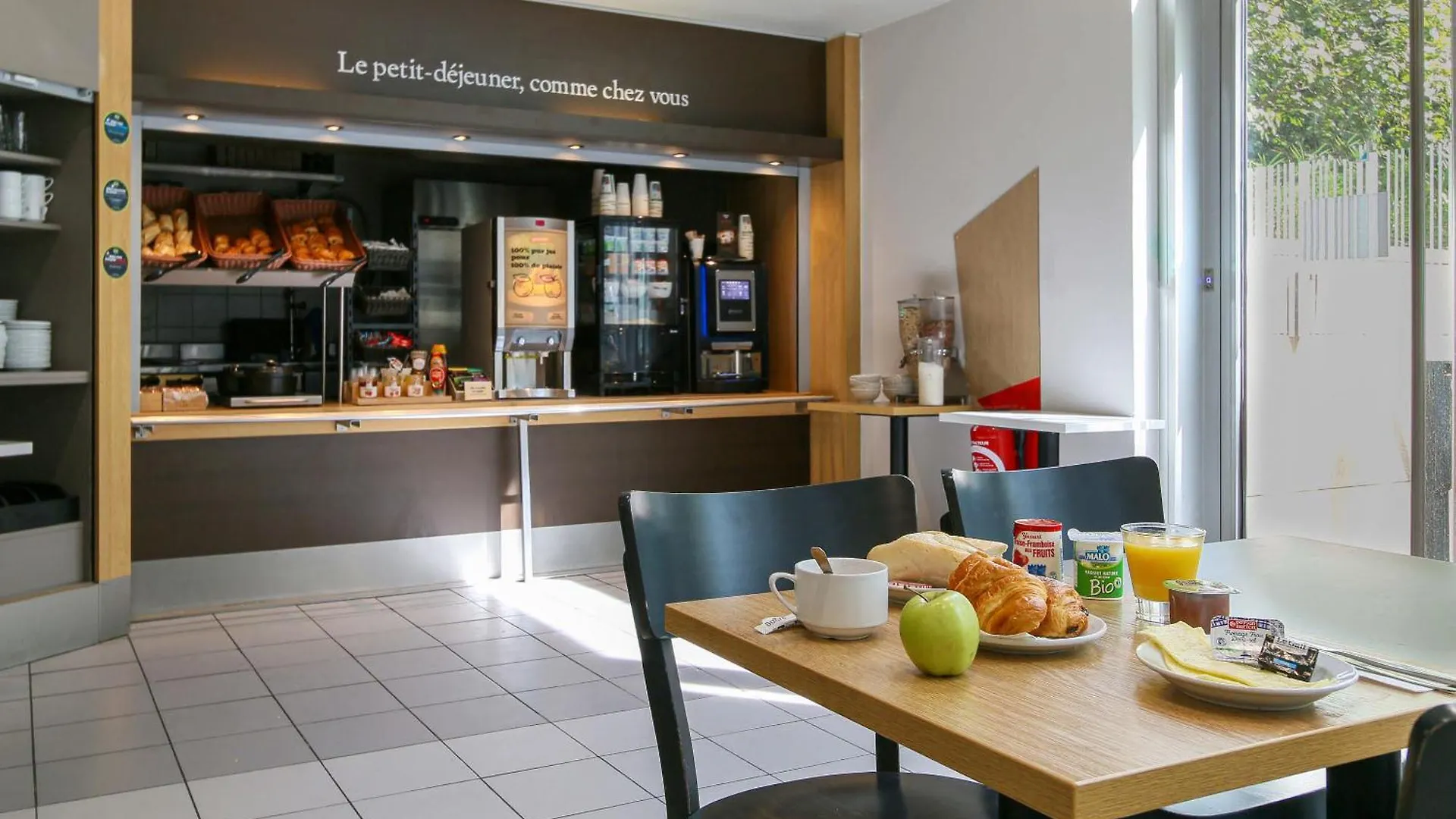 B&B Hôtel Marseille Euromed Hotel